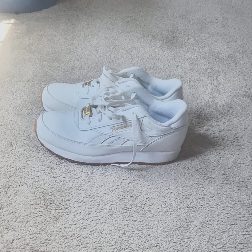 Reebok white size 9